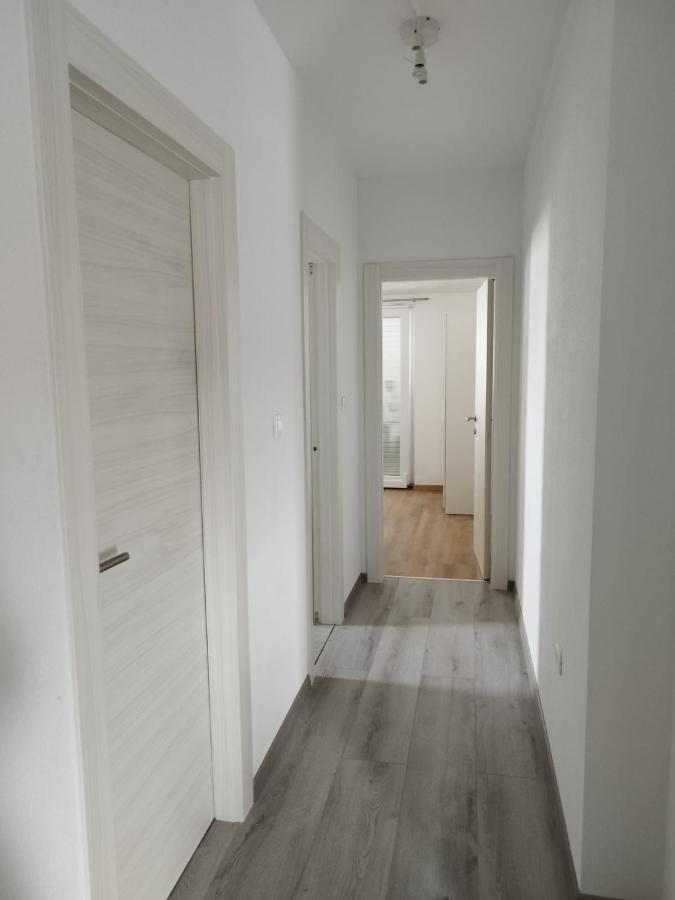 Lejlighed Triva 1 *